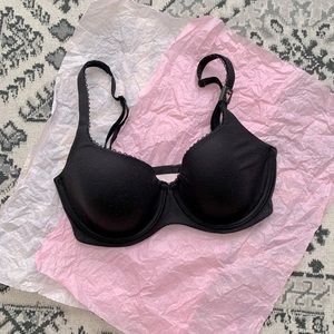 Victoria’s Secret Body by Victoria Bra